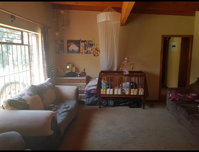 3 BEDROOM HOUSE SOLD IN MERRIVALE HEIGHTS